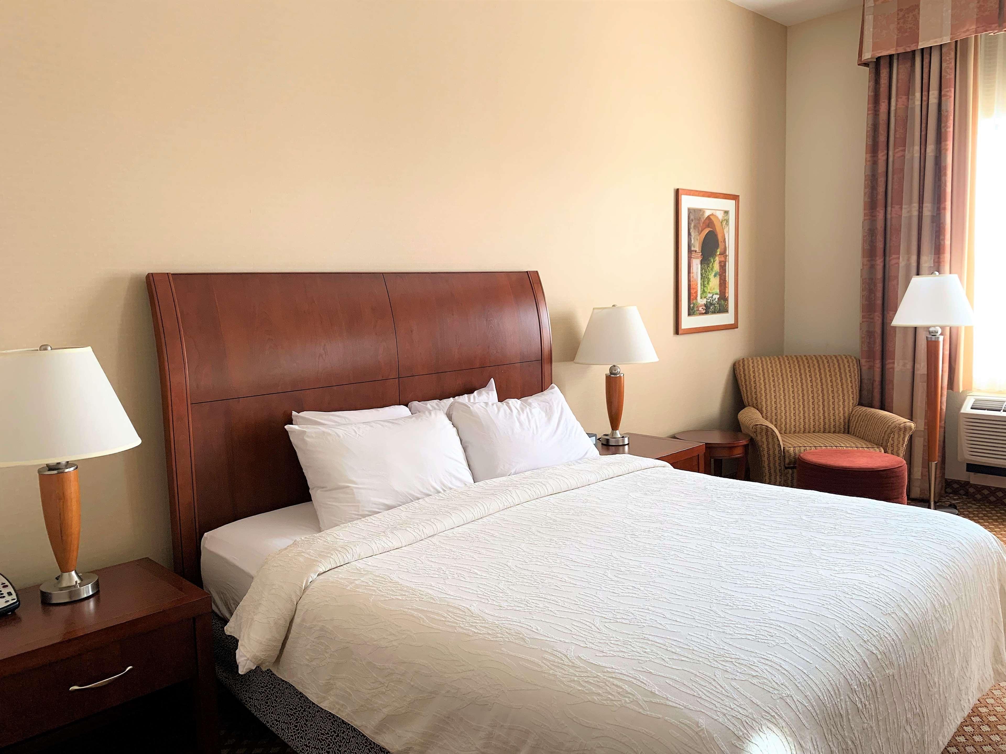 Hilton Garden Inn Oconomowoc Extérieur photo