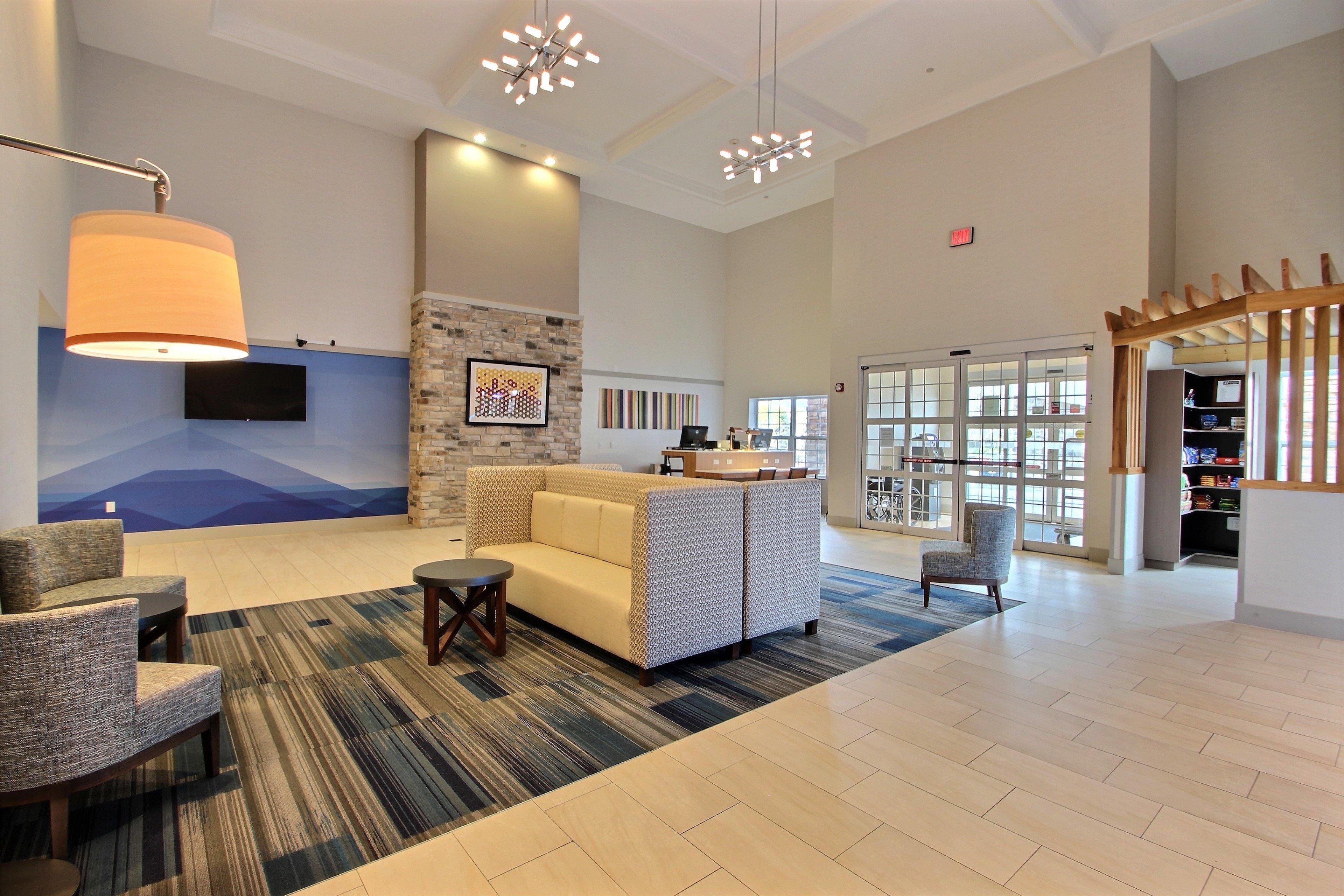 Hilton Garden Inn Oconomowoc Extérieur photo