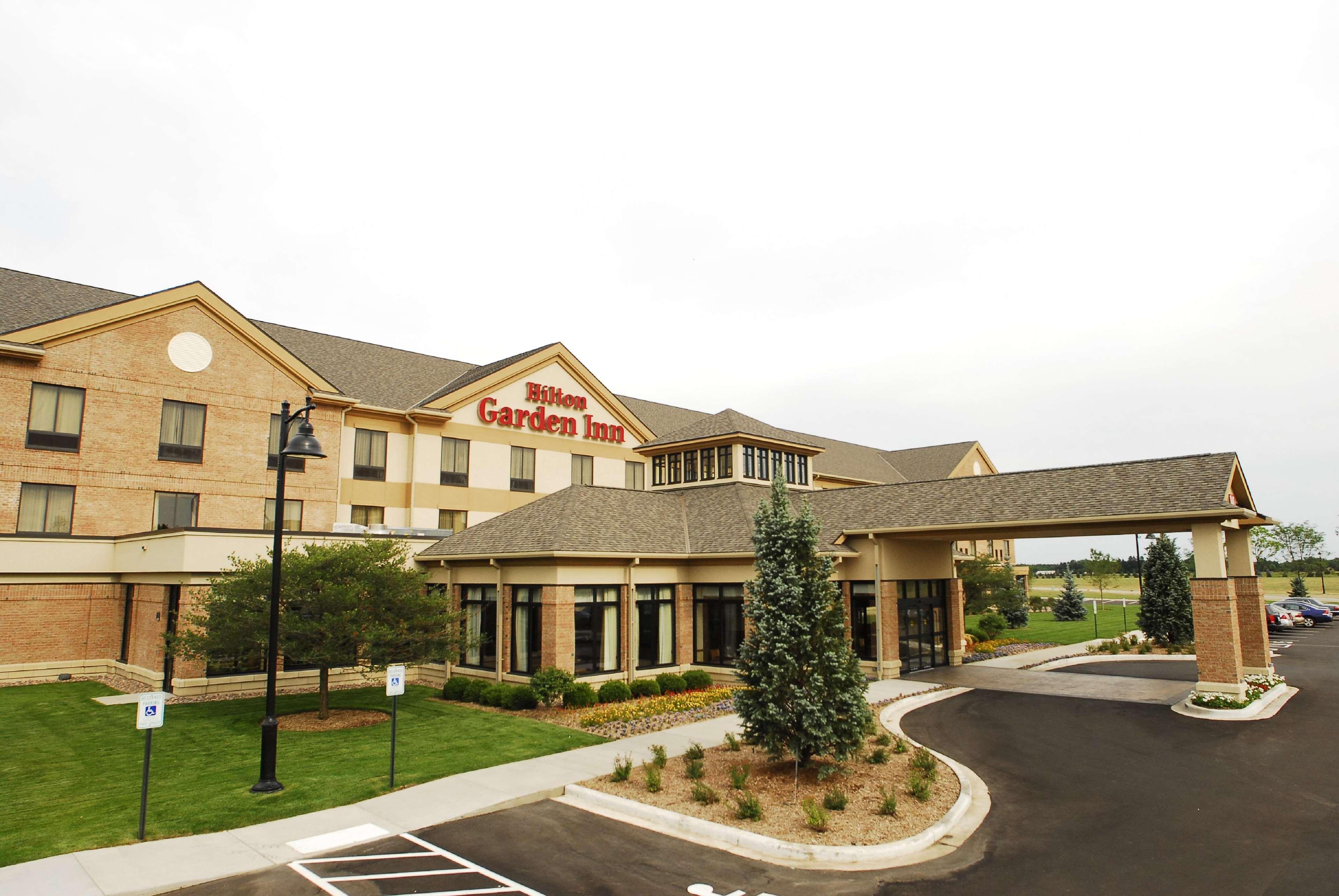 Hilton Garden Inn Oconomowoc Extérieur photo