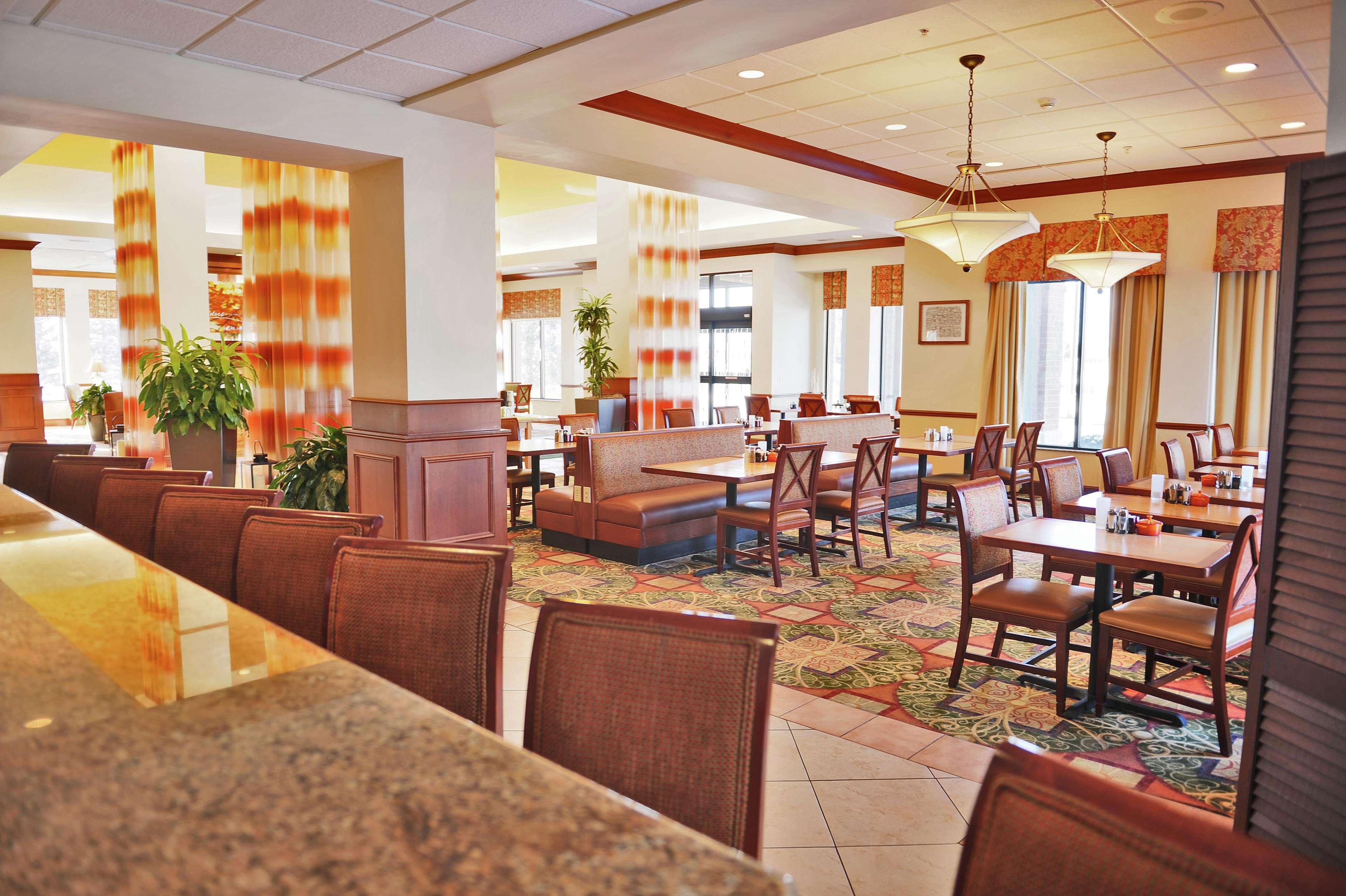 Hilton Garden Inn Oconomowoc Extérieur photo