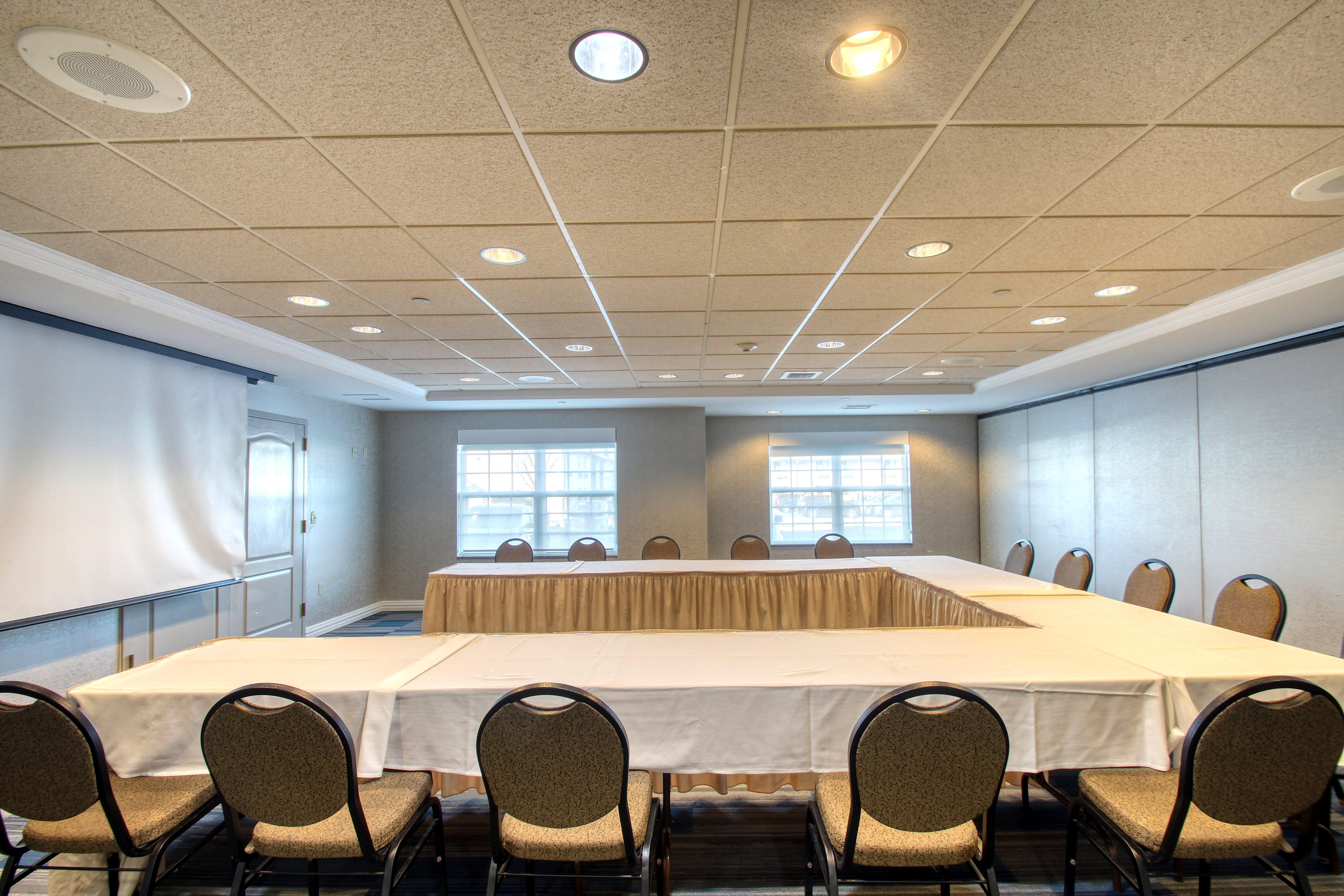 Hilton Garden Inn Oconomowoc Extérieur photo
