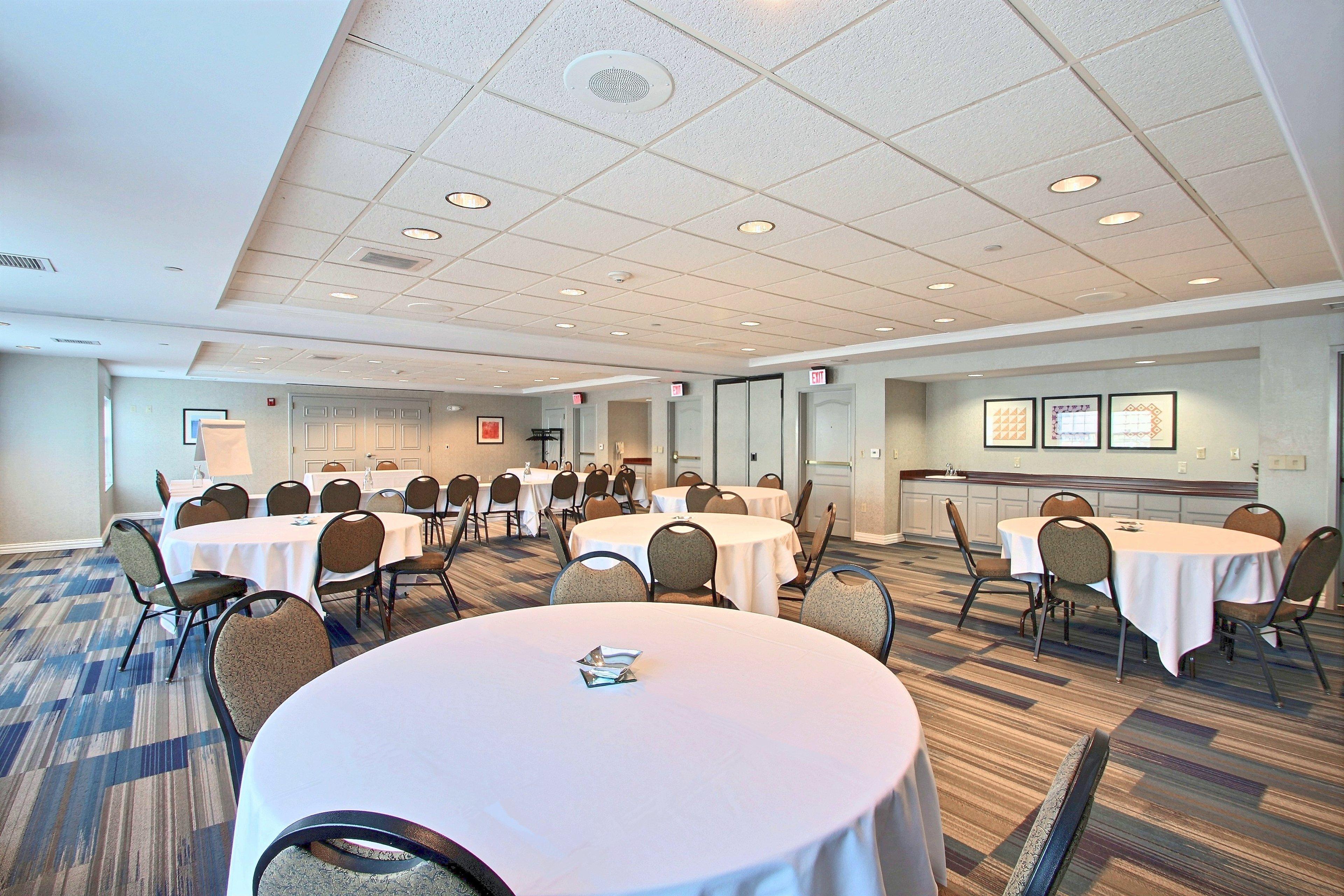 Hilton Garden Inn Oconomowoc Extérieur photo