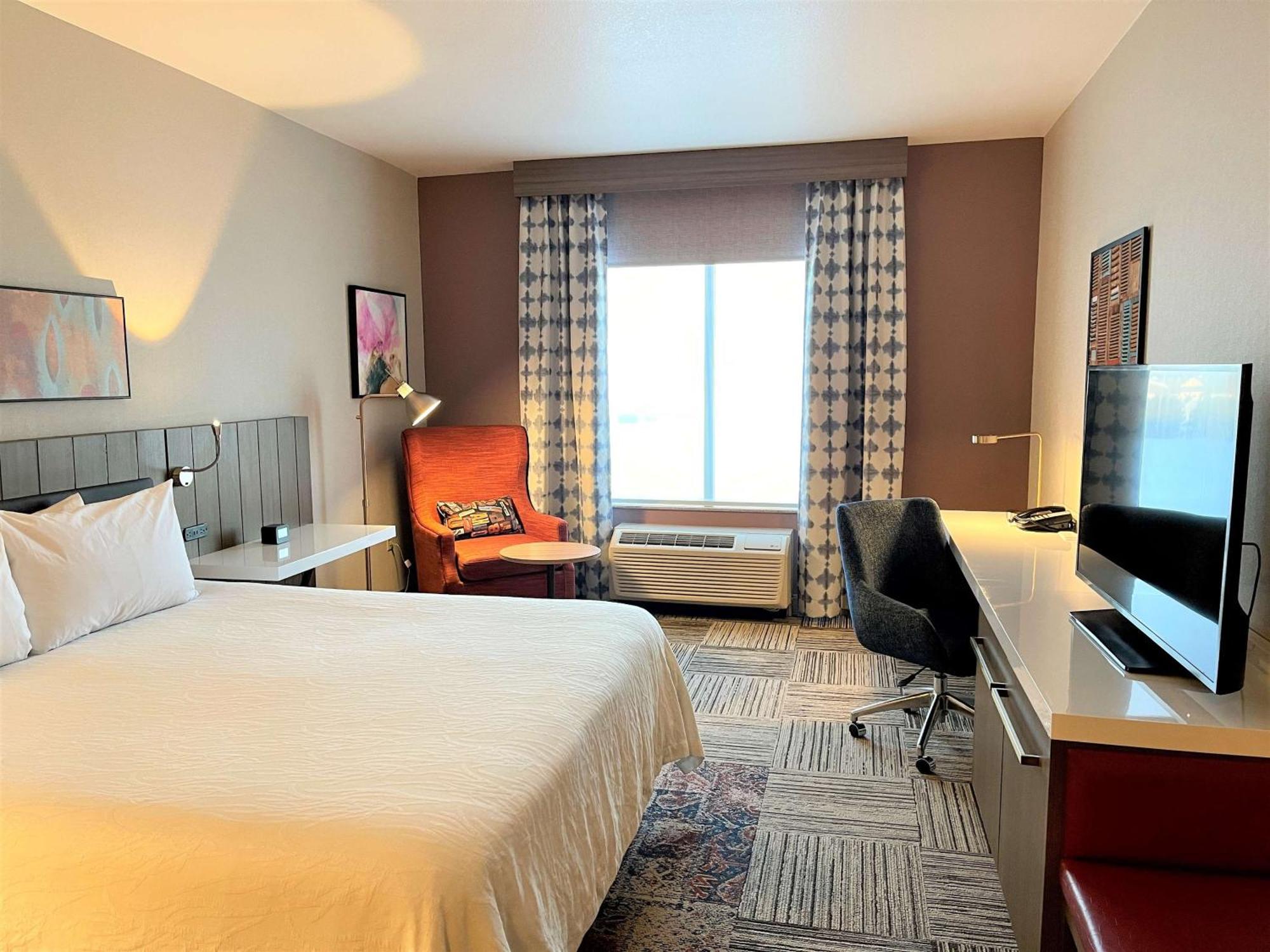 Hilton Garden Inn Oconomowoc Extérieur photo
