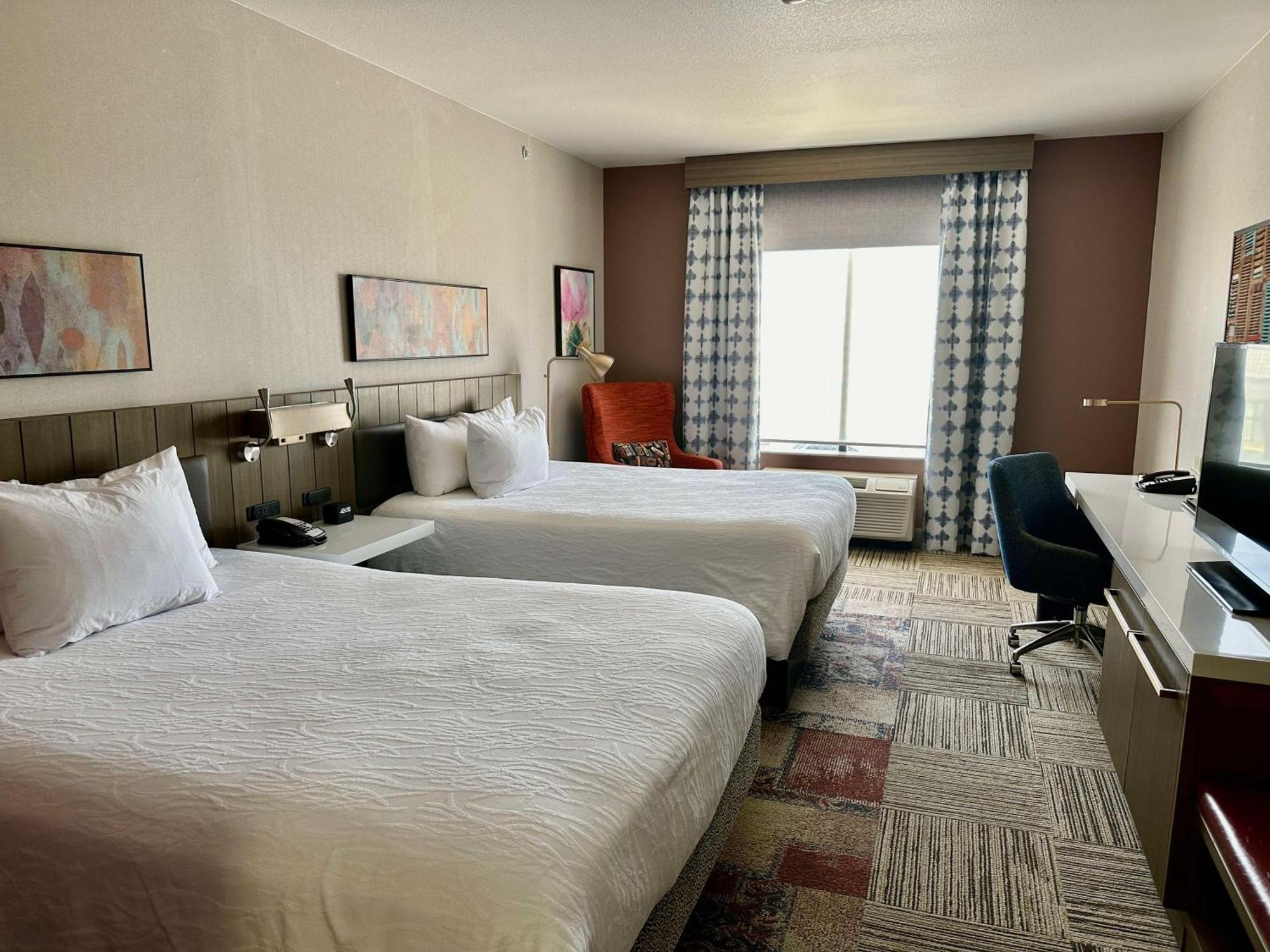 Hilton Garden Inn Oconomowoc Extérieur photo