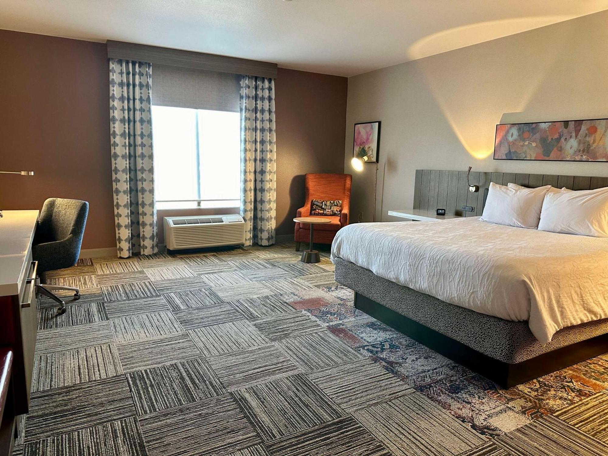 Hilton Garden Inn Oconomowoc Extérieur photo