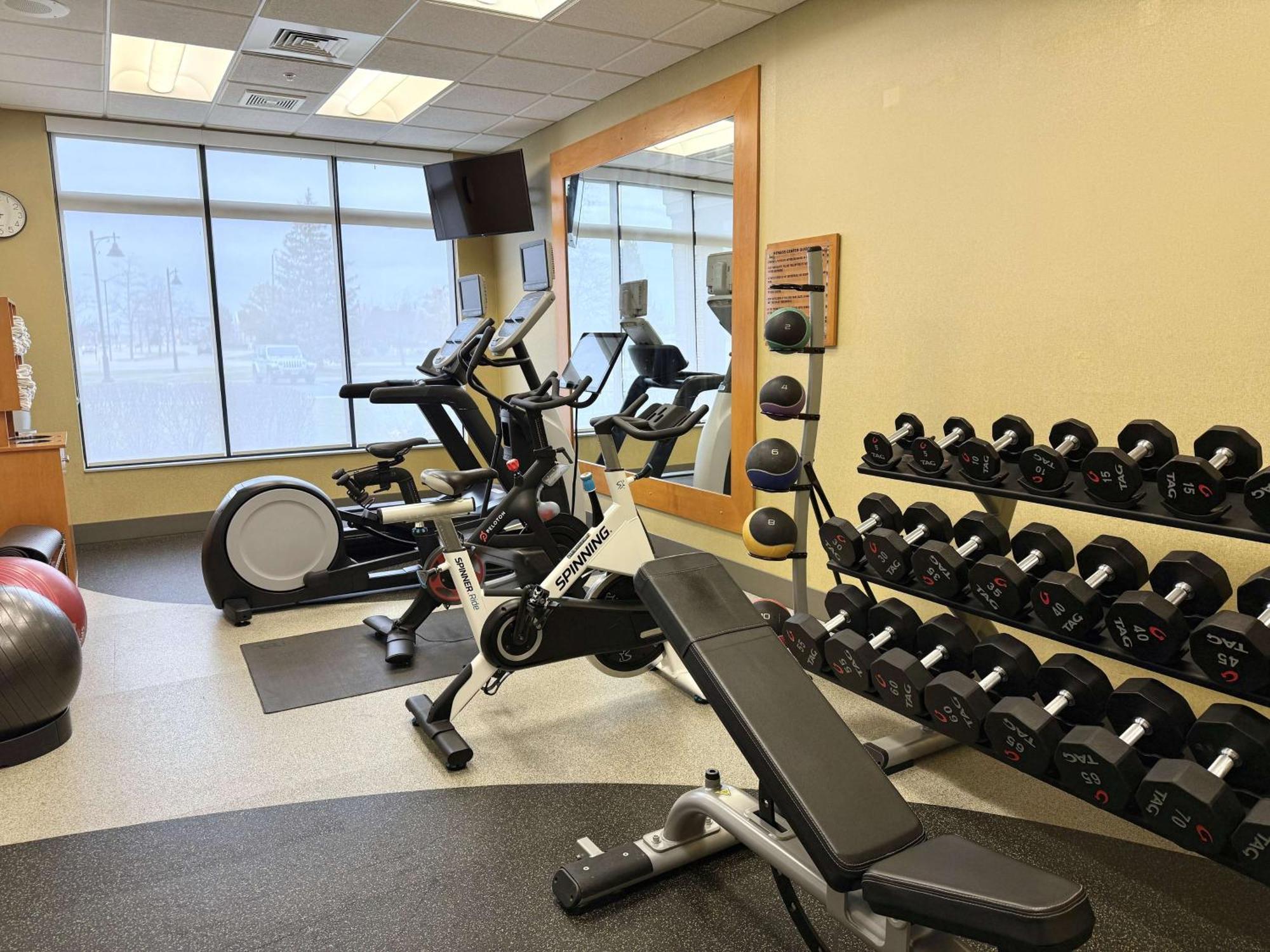 Hilton Garden Inn Oconomowoc Extérieur photo